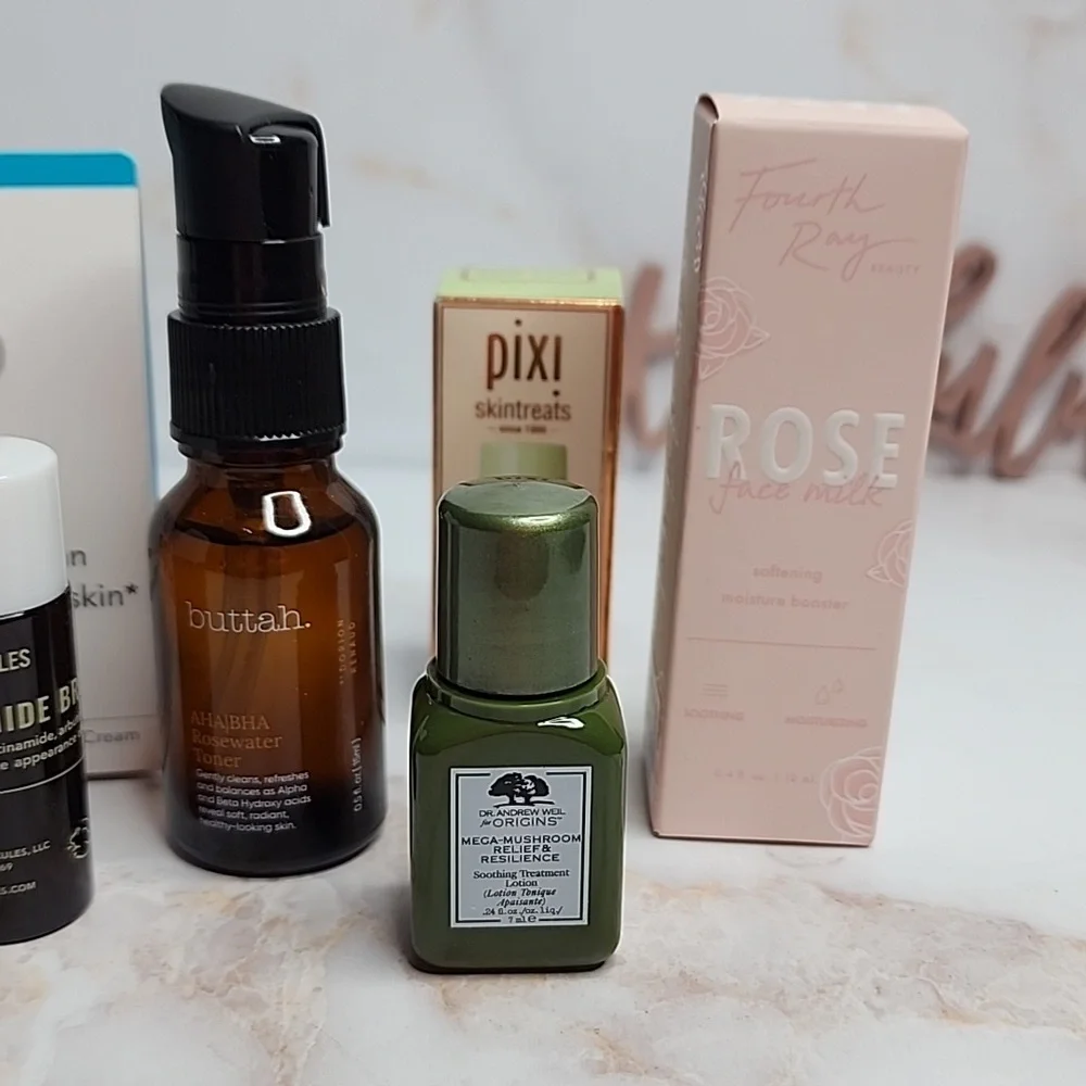 Bundle of skincare new 🔥 5/$25 Bundle Sale 🔥